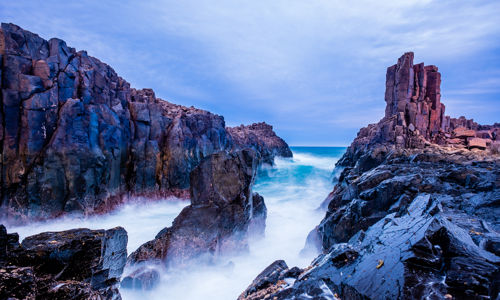 Rock Formation Cloudy Evening Bombo Headland Special Publications Image