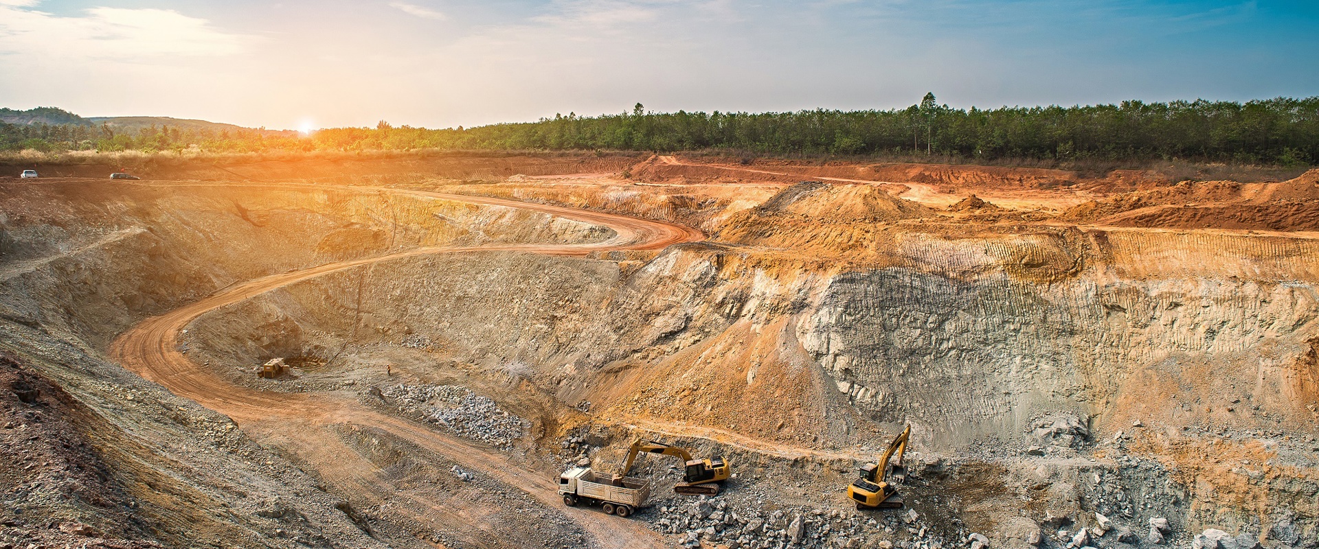 Open shaft mine quarry