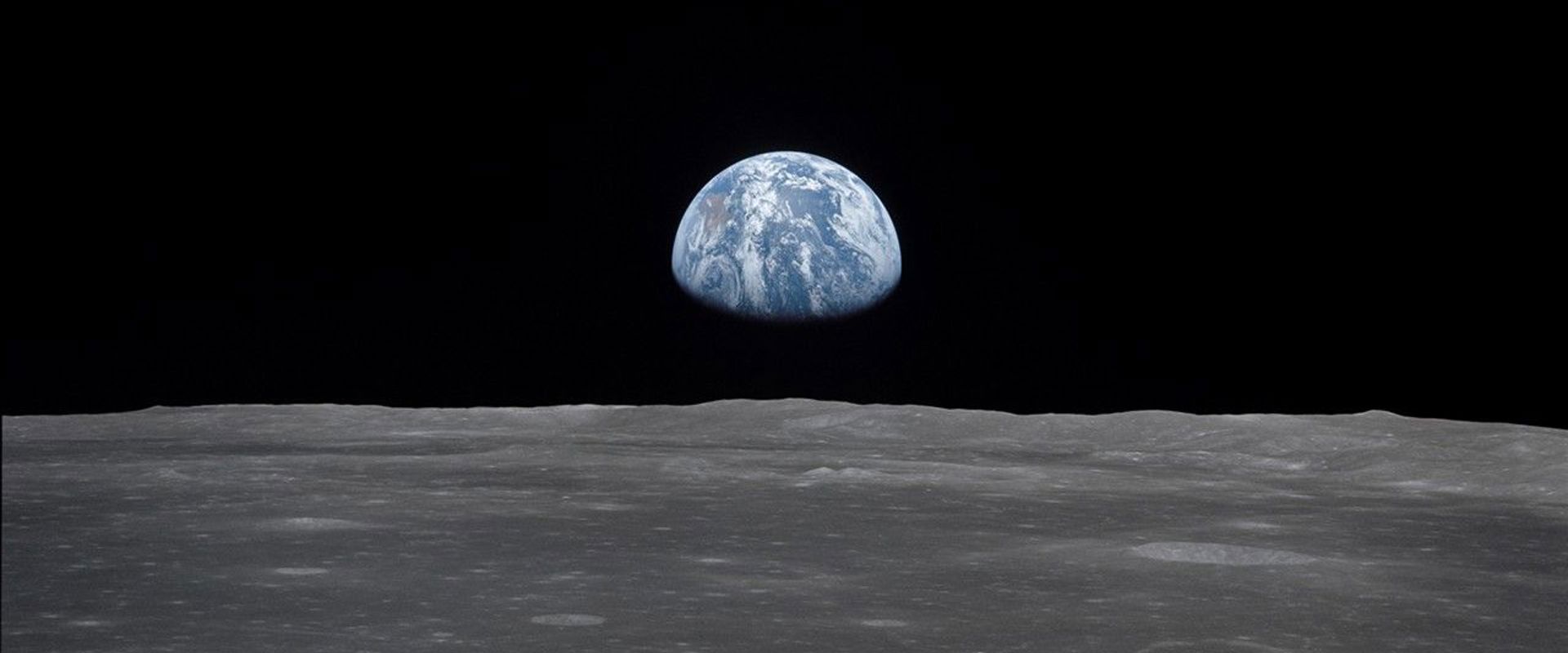 view of the earth from the moon